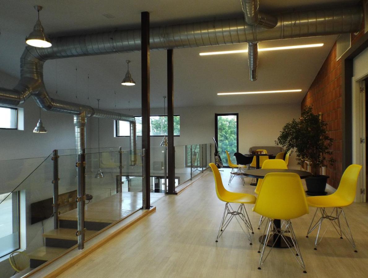 Albergue Santiago 15 Monforte Monforte De Lemos Εξωτερικό φωτογραφία