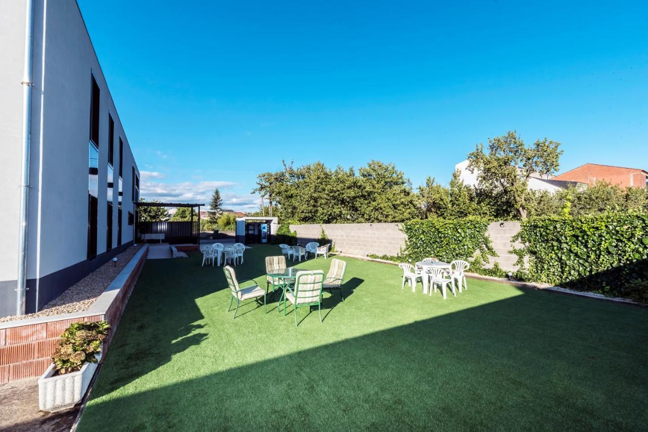 Albergue Santiago 15 Monforte Monforte De Lemos Εξωτερικό φωτογραφία