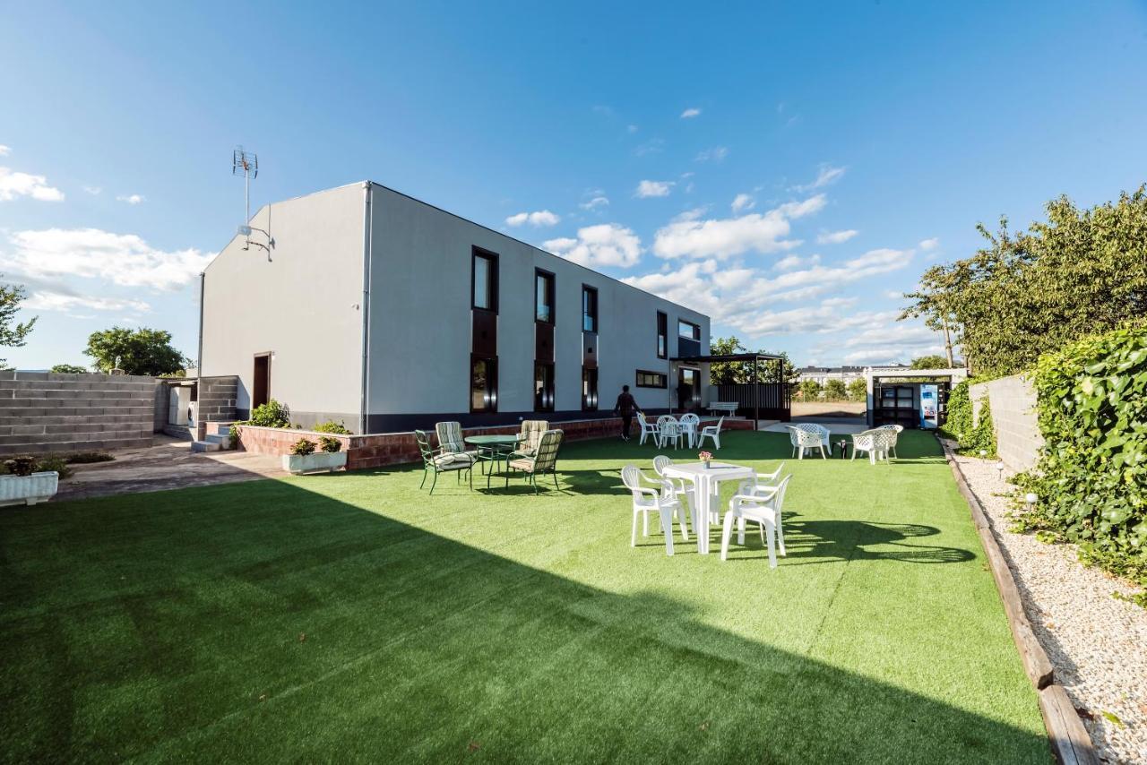 Albergue Santiago 15 Monforte Monforte De Lemos Εξωτερικό φωτογραφία