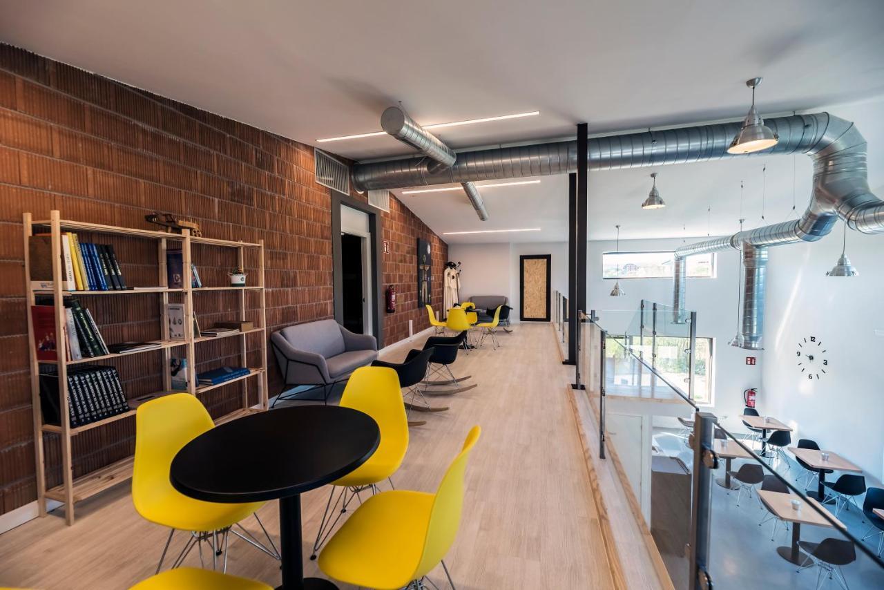 Albergue Santiago 15 Monforte Monforte De Lemos Εξωτερικό φωτογραφία